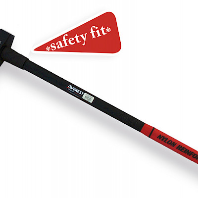 Kloofbijl EVEREST 3000 gram met fiberglassteel 90 cm.